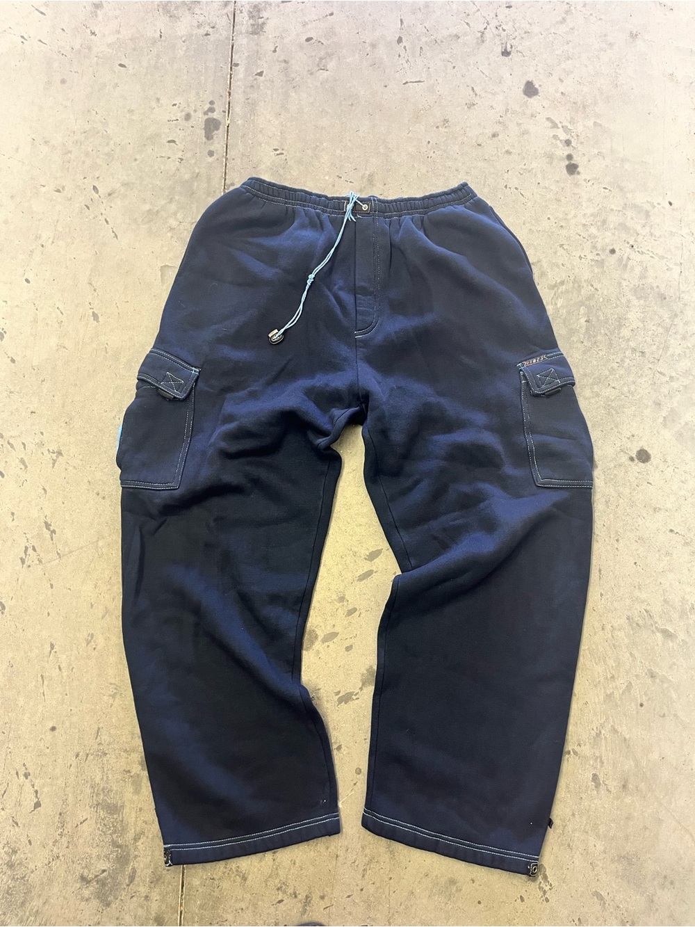 Vintage 90s navy blue cargo sweatpants